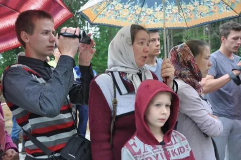 На месте строительства храма в Никульском заложили первый камень