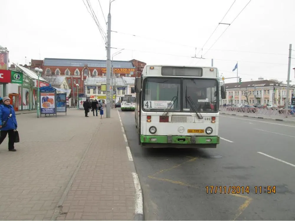 В центре Ярославля автобус сбил женщину