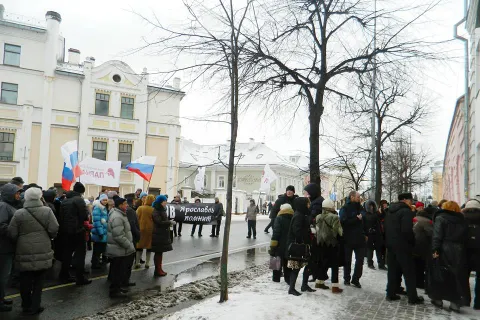 В Москве и Ярославле прошли марши памяти Бориса Немцова