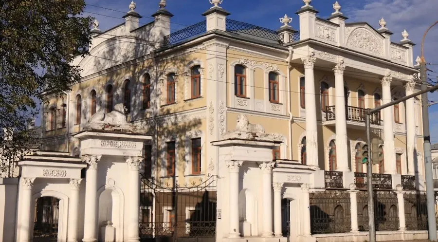 Дом со львами в центре Ярославля выставили на продажу