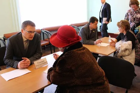 Около 400 ярославцев пришли на очередную встречу с депутатами муниципалитета