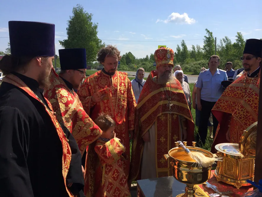 В Ярославле прошел совместный крестный ход ГИБДД и Ярославской епархии