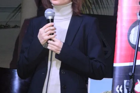 По-чесноку: доказательства, что школа-зло были не убедительными, также как то, что миром "рулят" женщины
