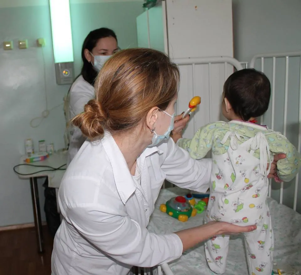 Стала известна судьба брошенной в притоне Ярославля малышки