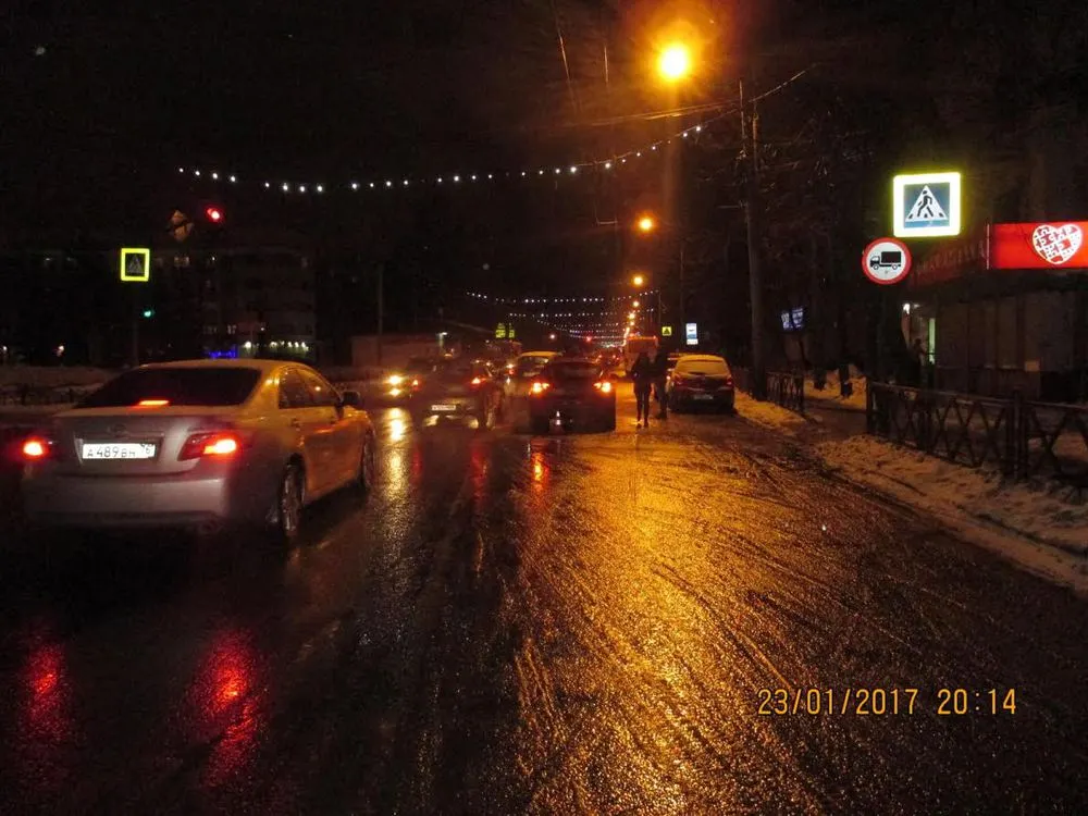 На проспекте Октября в Ярославле автоледи сбила пенсионерку