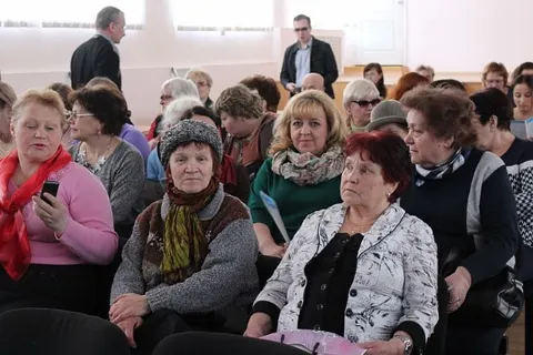 Депутаты муниципалитета Ярославля ответили на вопросы жителей Заволжского района