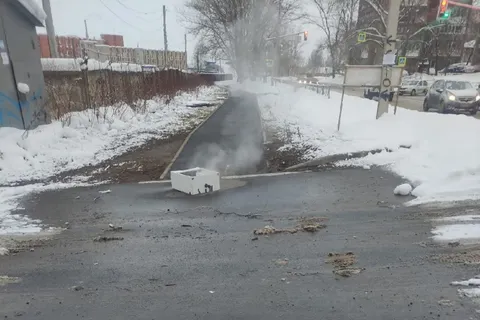 В Ярославле появился тротуар с подогревом