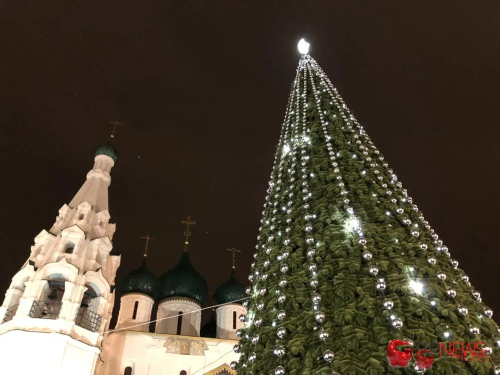 Завтра в Ярославле демонтируют все новогодние елки
