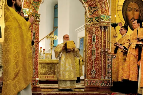 Жители Ярославской области встретили светлый праздник Рождества Христова (с фото)