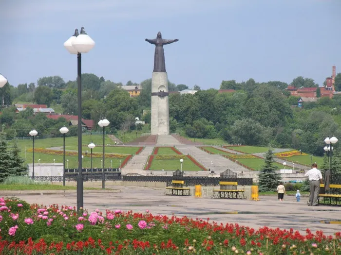 ​В Ярославле планируют поставить памятник Матери