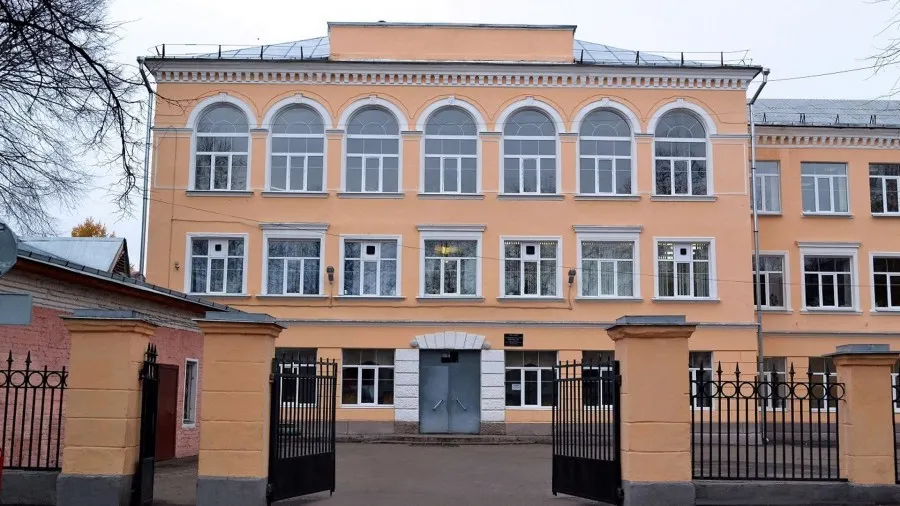 Подрядчик судится с ярославской школой из-за неоплаченных работ по капремонту