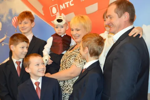 В Волковском театре прошла благотворительная ёлка