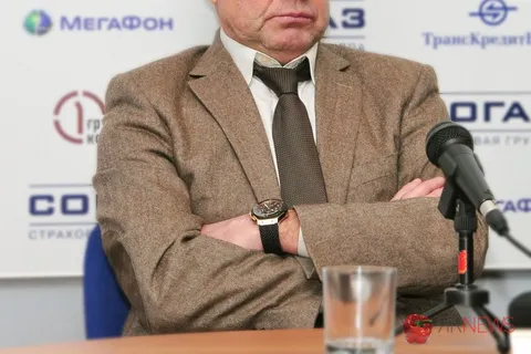 Семь мгновений из жизни экс-тренера ХК «Локомотив» Ярославля. С фото