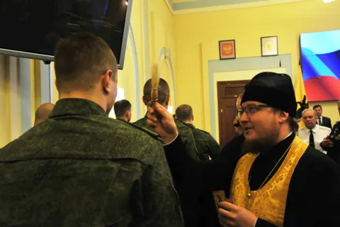 Ярославские ребята отправляются служить в Президентский и Преображенский полки