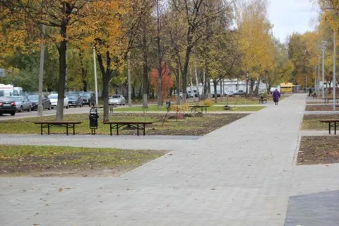 В Дзержинском районе Ярославля после реконструкции открыли бульвар