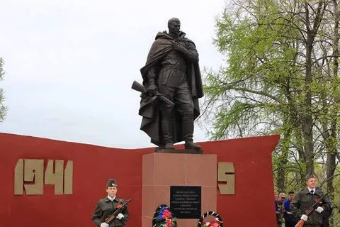 Некрасовский район с рабочим визитом посетила Общественная палата Ярославской области
