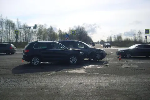 В ДТП под Ярославлем водитель получил травмы