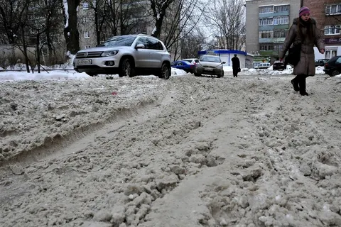 Фоторепортаж. Ярославль утопает в снегу и грязи