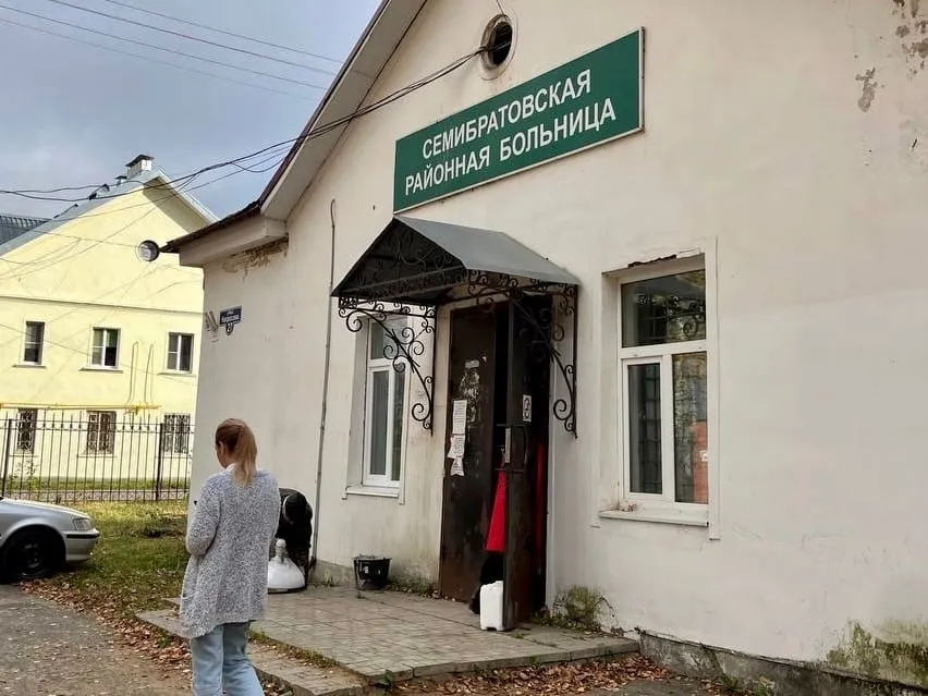 В Ярославской области «испарился» подрядчик, ремонтировавший поликлинику в Семибратово