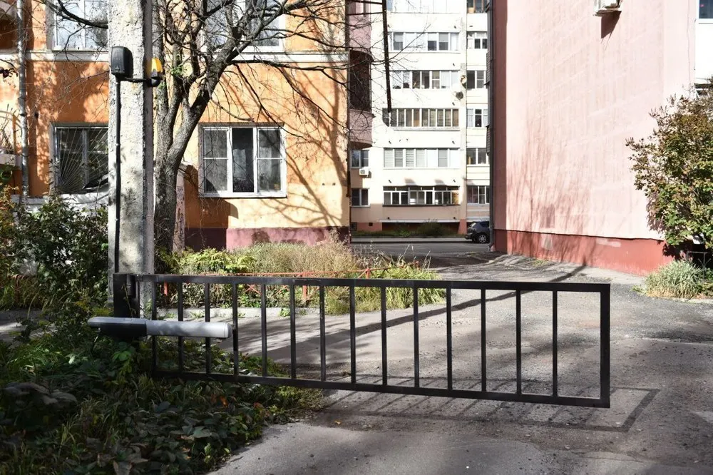 В Ярославле утвердили порядок получения денег на установку шлагбаумов