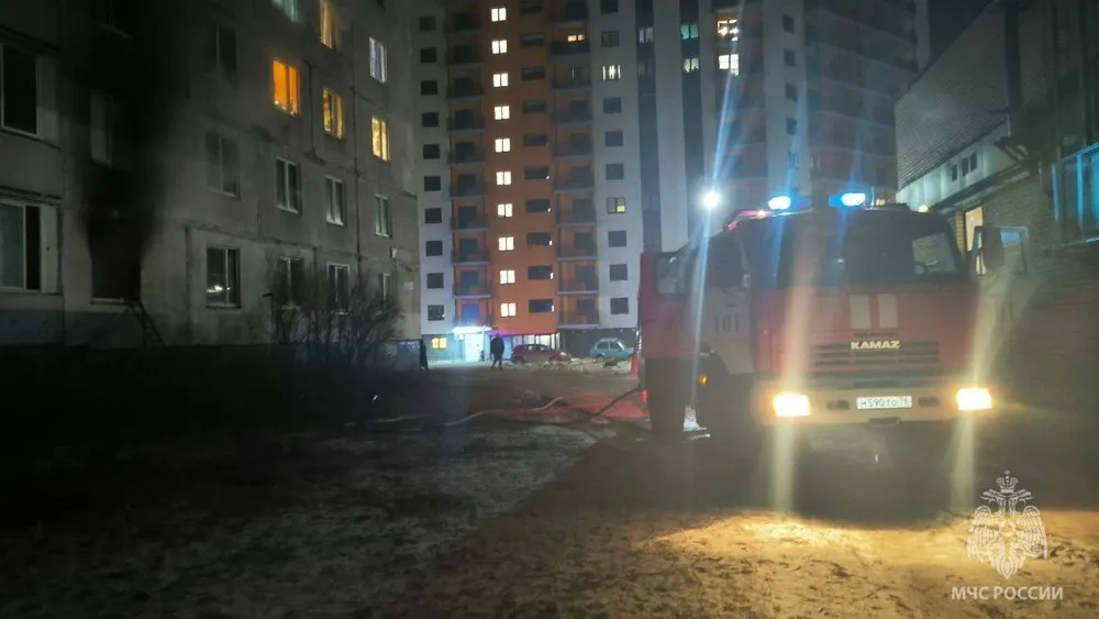 Из многоквартирного дома в Ярославле эвакуировали 30 человек
