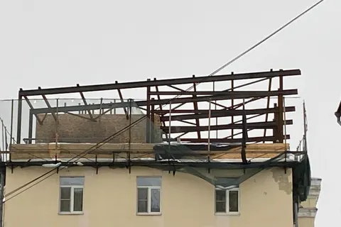 В Ярославле разрешили реконструкцию скандальной крыши депутатской клиники