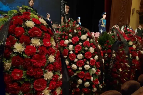 В Ярославле началась церемония прощания с Сергеем Пускепалисом