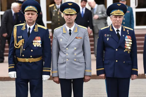 Более ста выпускников торжественно отметили окончание Ярославского училища ПВО