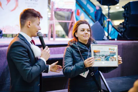 В  текстиль-центре «РИО» в Ярославле на Тутаевском шоссе  поздравили матерей