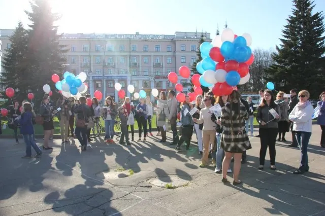 Ярославцы провели флэшмоб «День Победы»