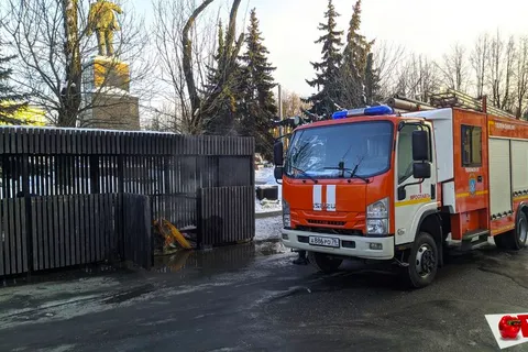 В Ярославле горела «дизайнерская» контейнерная площадка