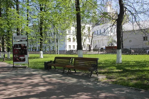 В Ярославле идут проверки: пережили ли зиму благоустроенные в прошлом году Первомайский бульвар, Бутусовский парк и проспект Ленина