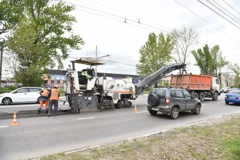 В Ярославле проверили гарантийный ремонт проспекта Октября