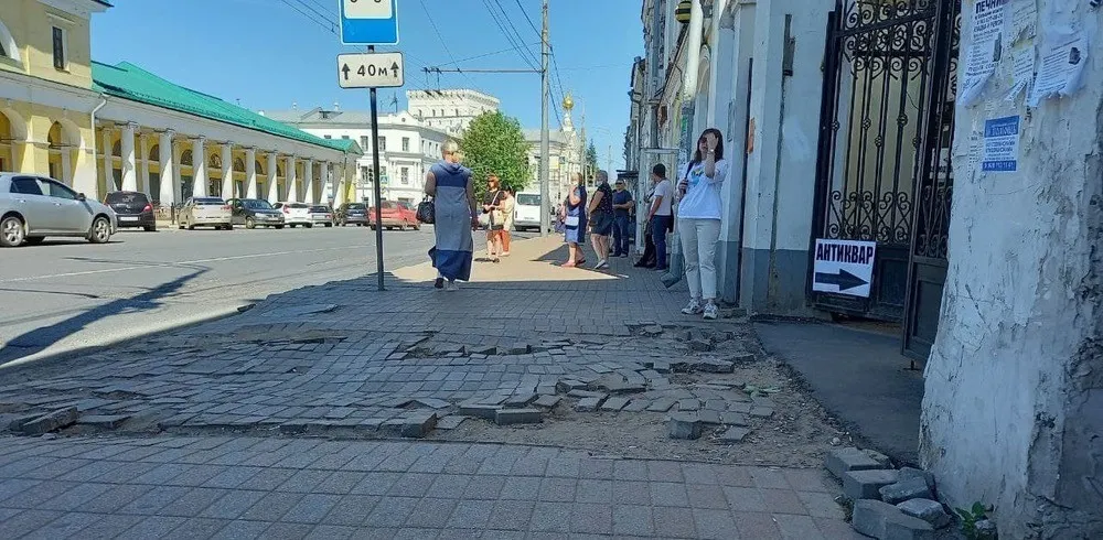 По центральной улице Ярославля на месяц ограничат движение