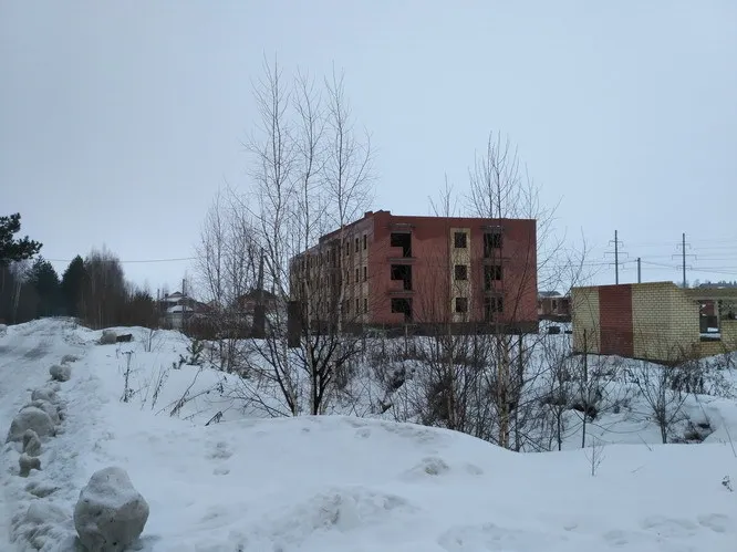 Прокуратура требует законсервировать недострои в Ярославском районе