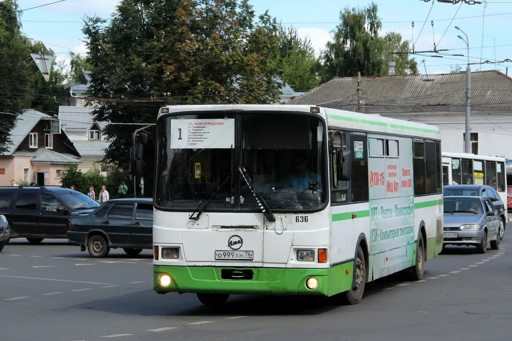 Депутат облдумы: в Ярославле водители автобусов работают по 18 часов