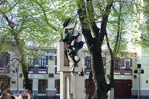 В Ярославле обелиск «Героям - пожарным» перенесут на Красную площадь