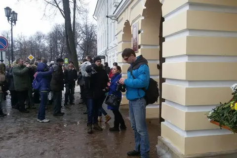 Ярославцы почтили память Бориса Немцова