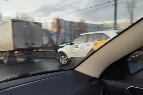 На ярославских мостах случилось машинное побоище
