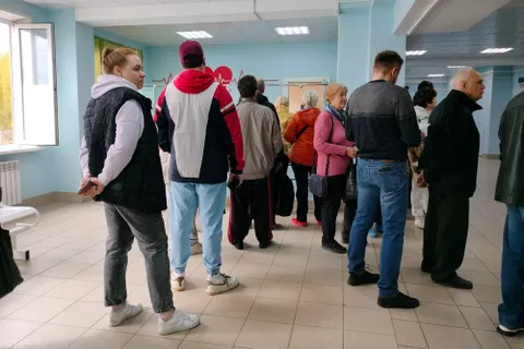 Ярославцы штурмуют заволжскую поликлинику