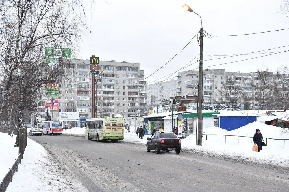Коммунальная авария на проспекте Авиаторов в Ярославле устранена
