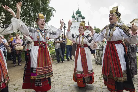 В Ростове открывается фестиваль музыки и ремесел «Живая старина»