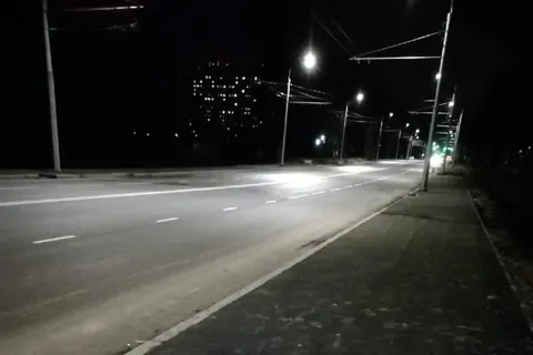 В Ярославле на свежеотремонтированном Тутаевском шоссе треснул тротуар