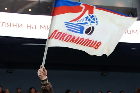 Хоккейный клуб Ярославля «Локомотив» обыграл «Атлант». Фоторепортаж