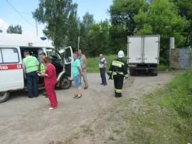 Под Ярославлем столкнулись грузовик и легковушка: есть пострадавшие