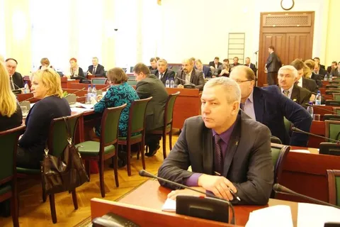 Сергей Ястребов: «Необходимо усилить работу по обеспечению системами видеонаблюдения мест массового пребывания людей»