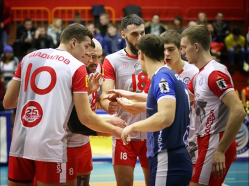 «Ярославич» сохранил лидерство в чемпионате Высшей лиги «А»