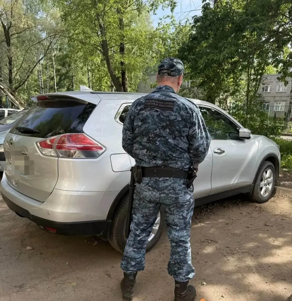 У жителя Брагино арестовали иномарку из-за не отданного друзьям долга