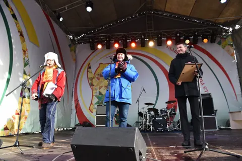 В Ярославле испекли самый большой блинный пирог