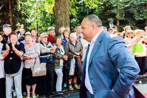 Шестнадцать мгновений из жизни мэра Рыбинска Юрия Ласточкина